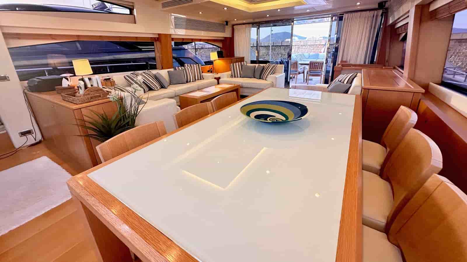 Sunseeker Predator 84 - View 30