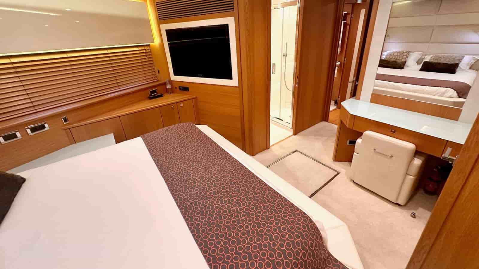 Sunseeker Predator 84 - View 49