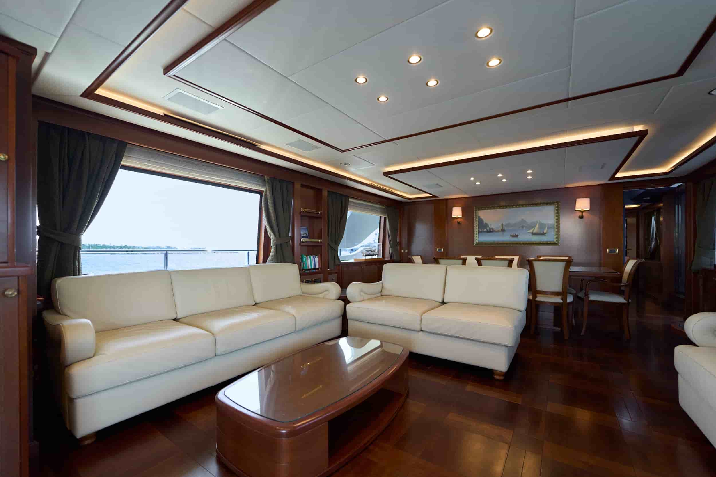 Benetti Delfino 93 - View 28