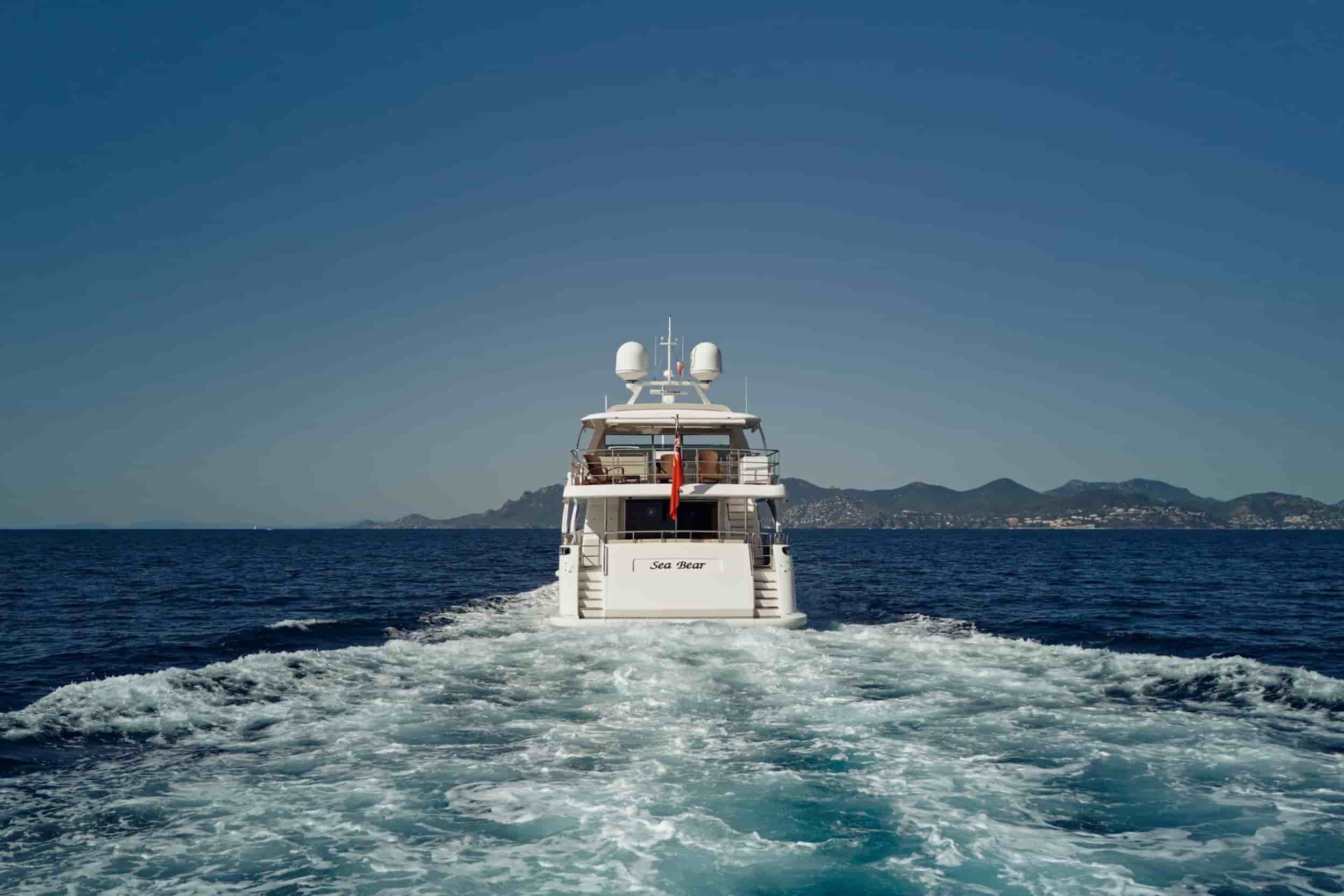 Benetti Delfino 93 - View 9