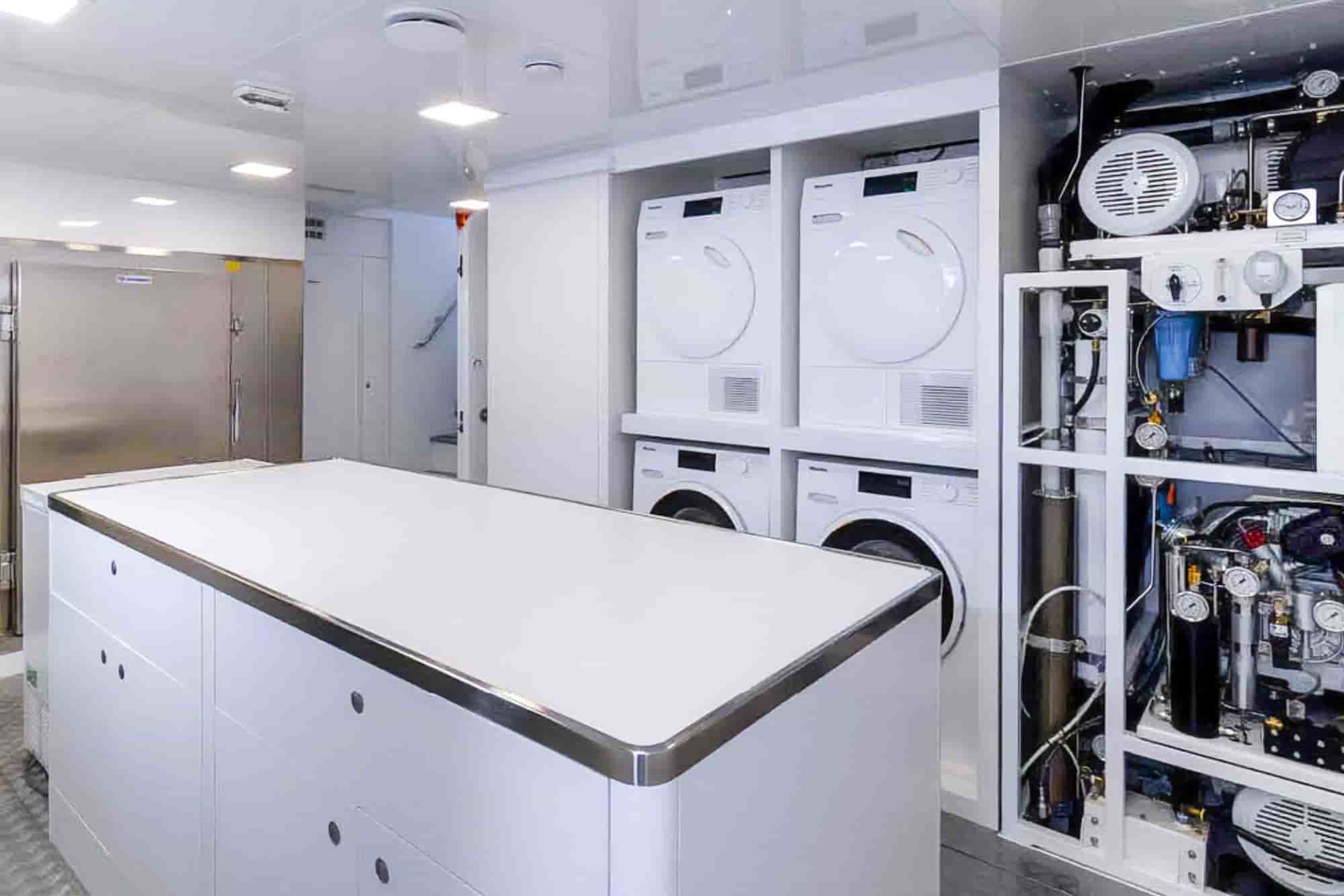 Cantiere Delle Marche RJ 115 - View 60