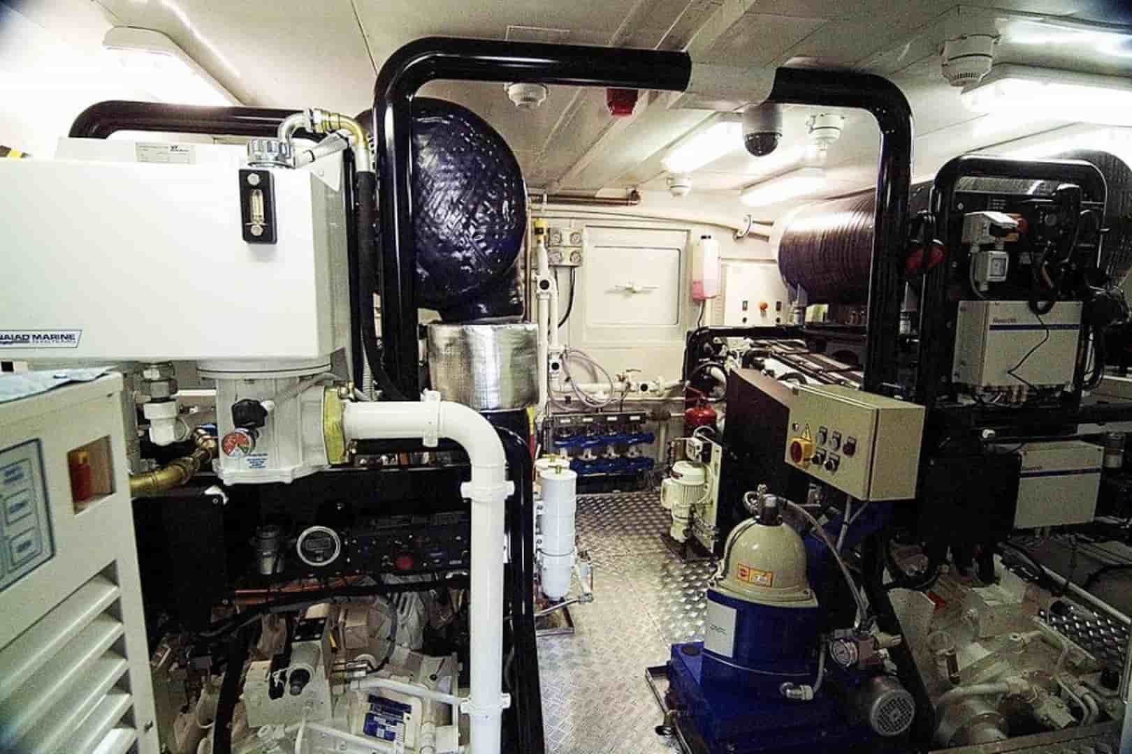 Benetti Legend 85 - View 31