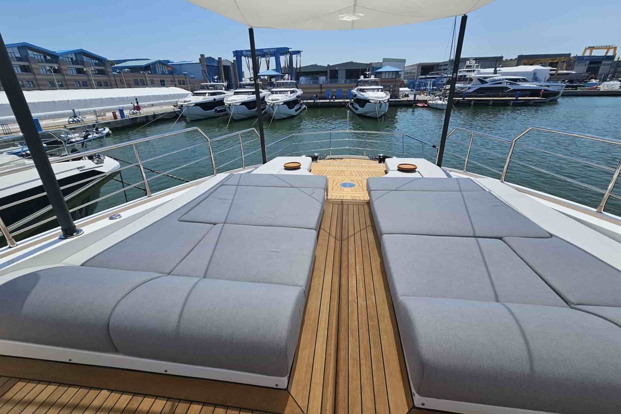 Azimut Grande 32M - View 12