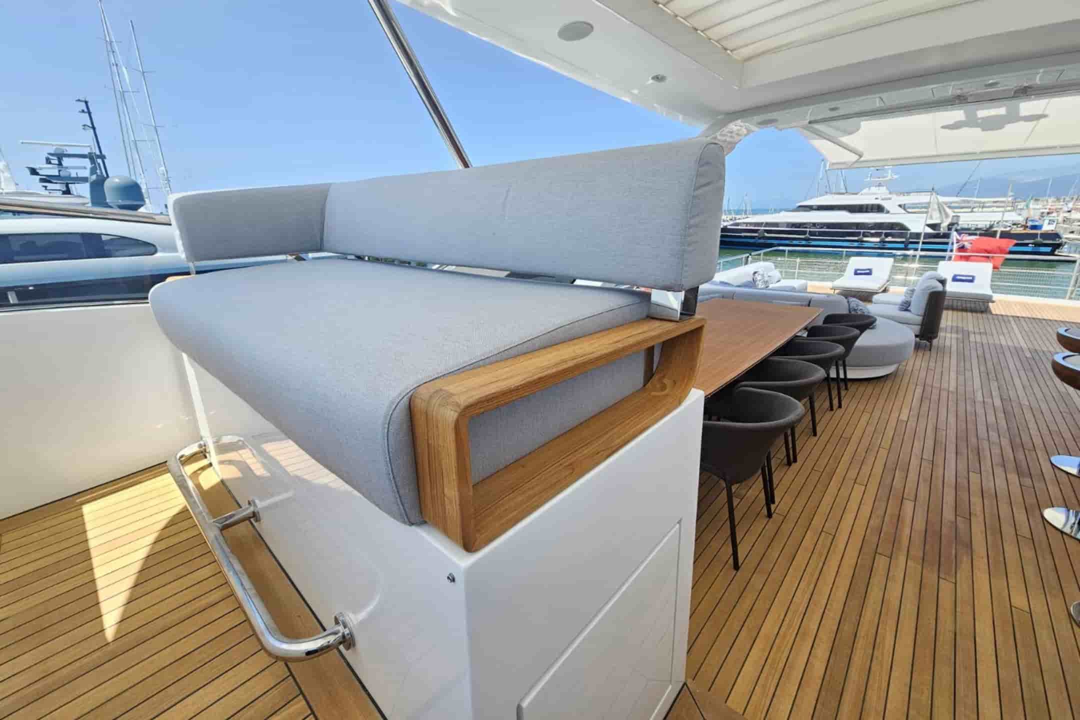 Azimut Grande 32M - View 15