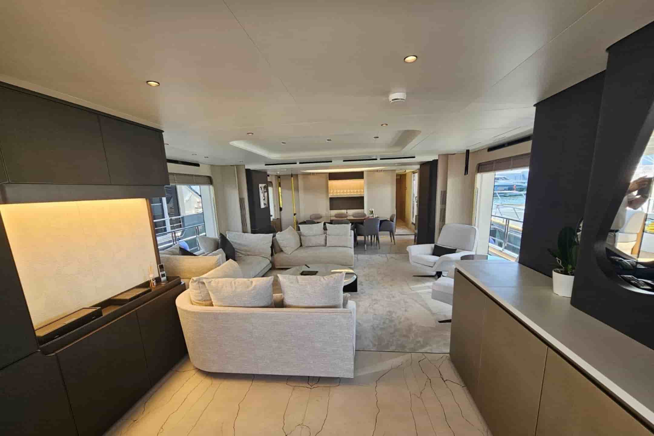 Azimut Grande 32M - View 16