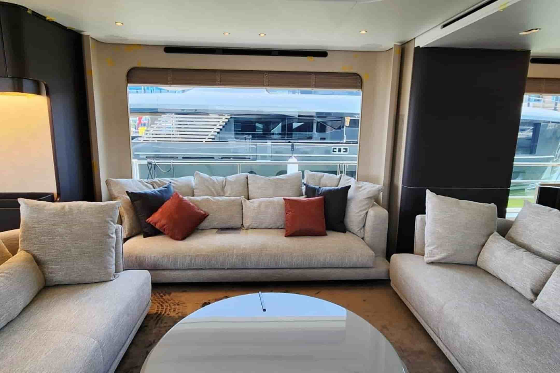 Azimut Grande 32M - View 17