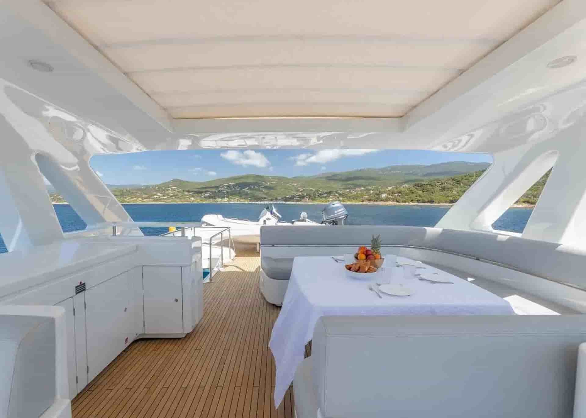 Ferretti 800 - View 24
