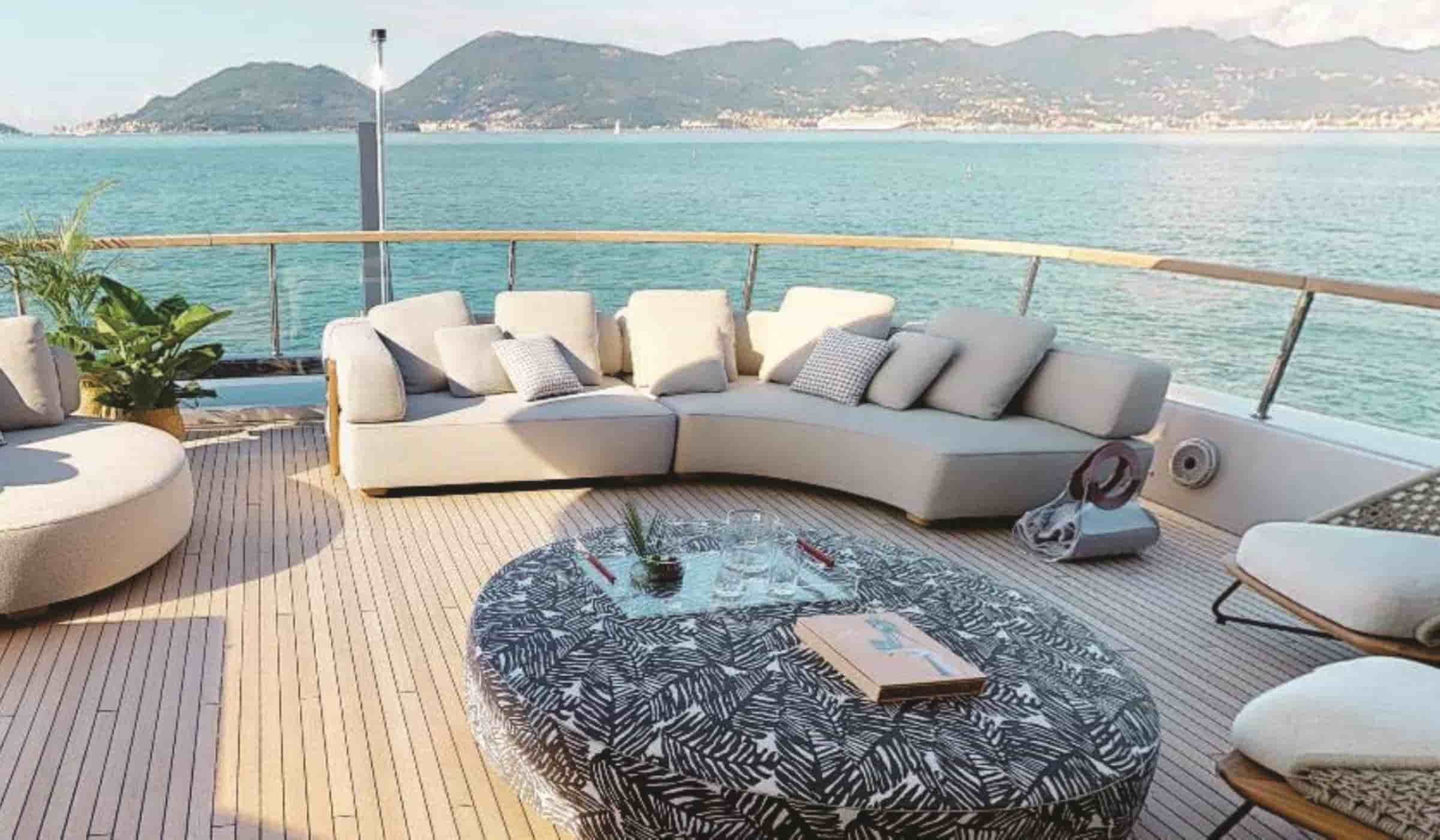 Benetti Oasis 40M - View 7