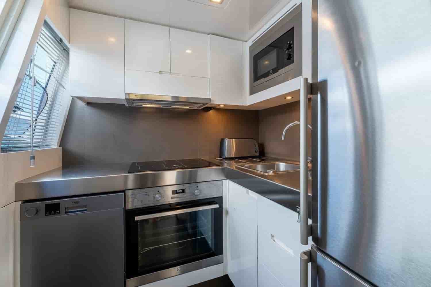 Astondoa 76 GLX - View 29