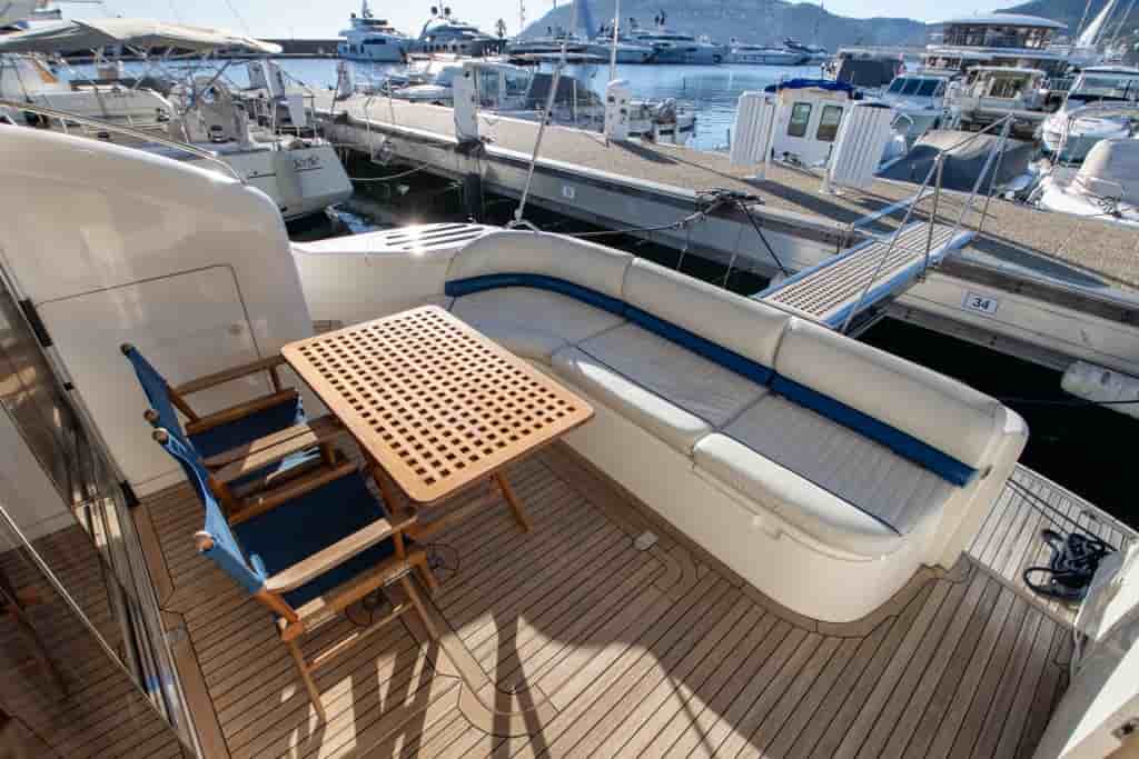 Princess 50 Flybridge - View 13