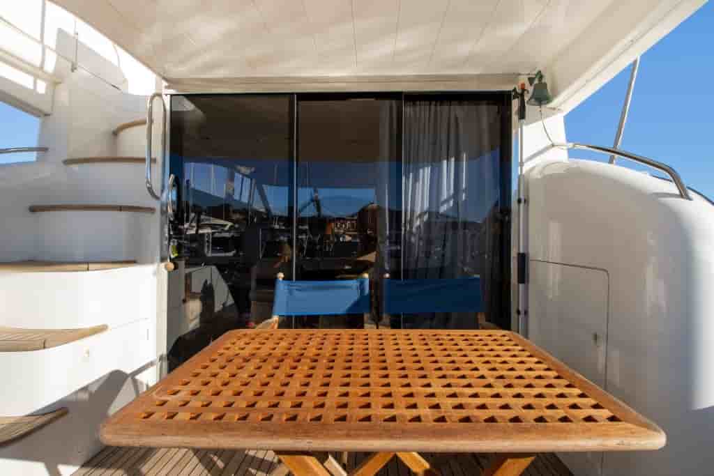 Princess 50 Flybridge - View 8