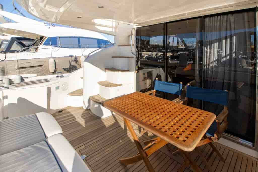 Princess 50 Flybridge - View 9
