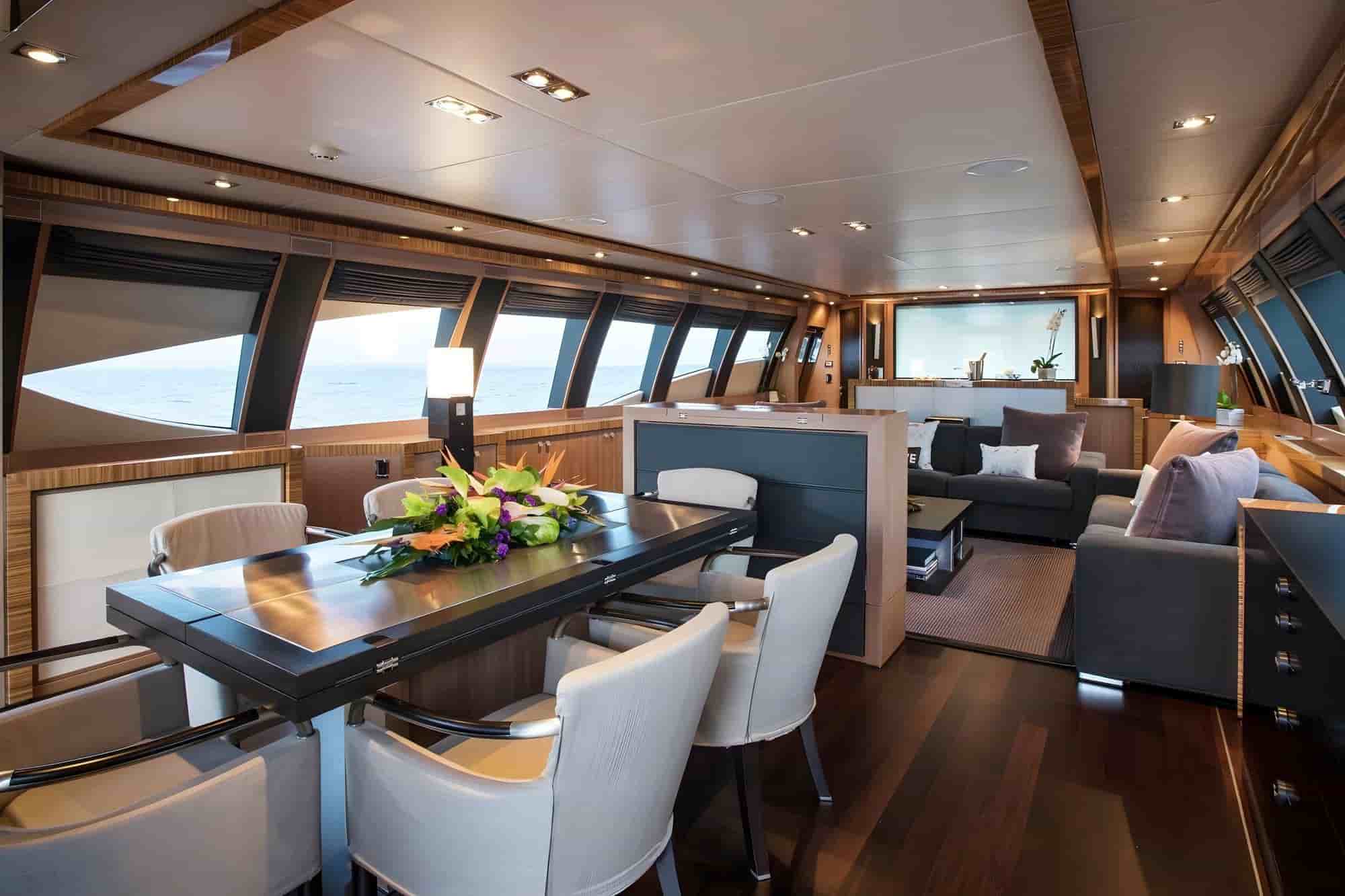 Palmer Johnson PJ 120 SportYacht - View 18