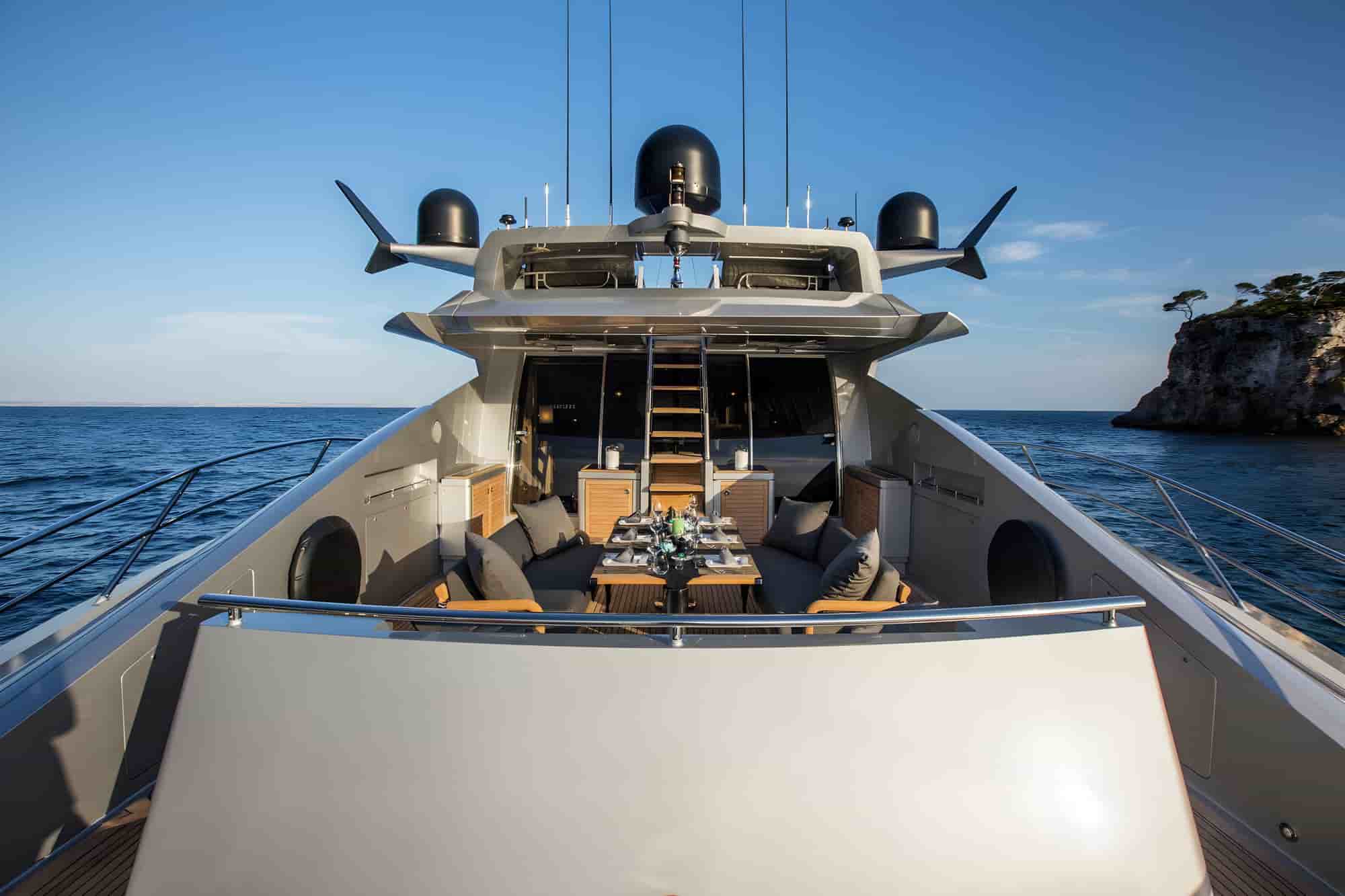 Palmer Johnson PJ 120 SportYacht - View 8