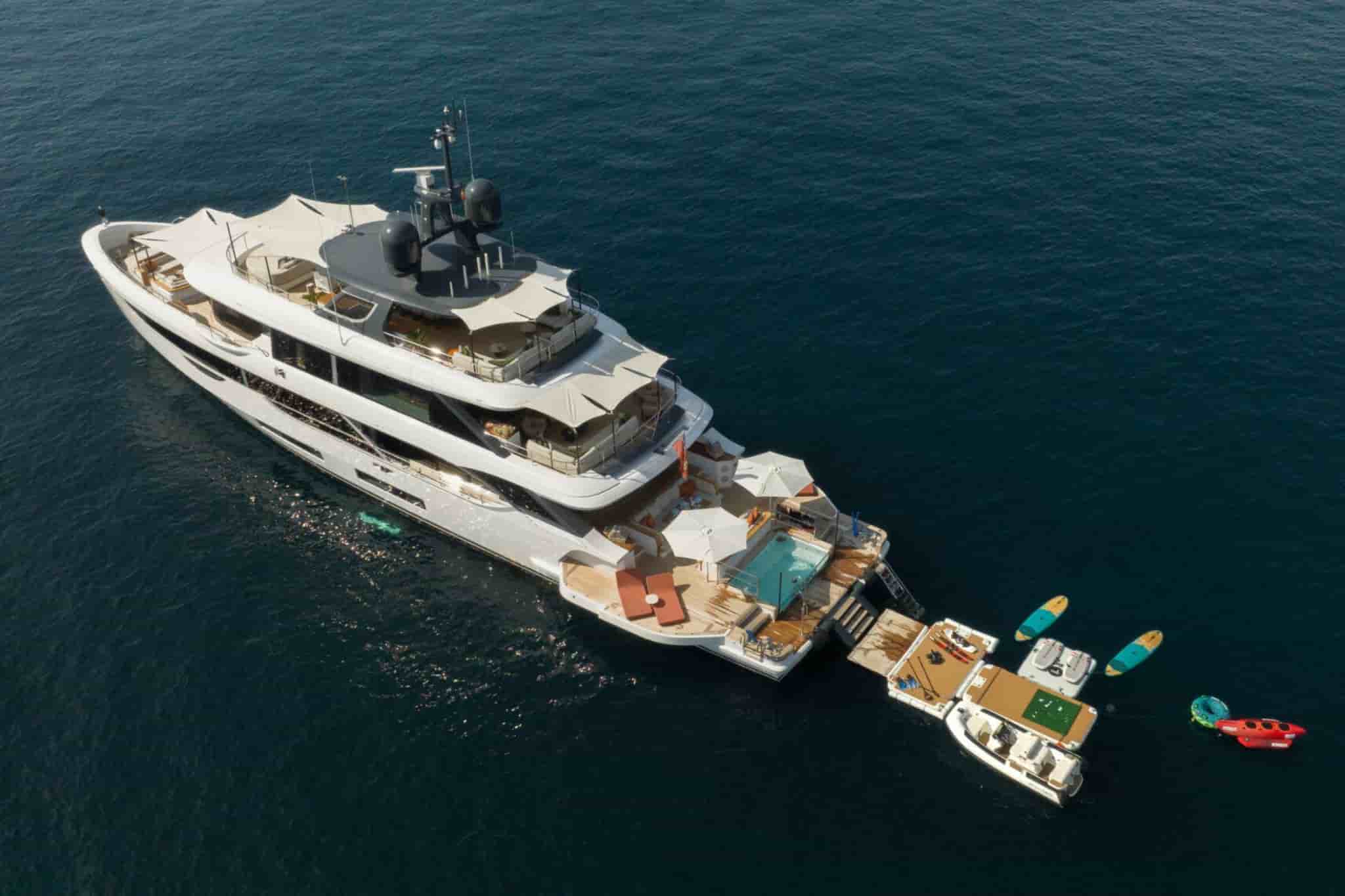 Benetti Oasis 40M - View 11