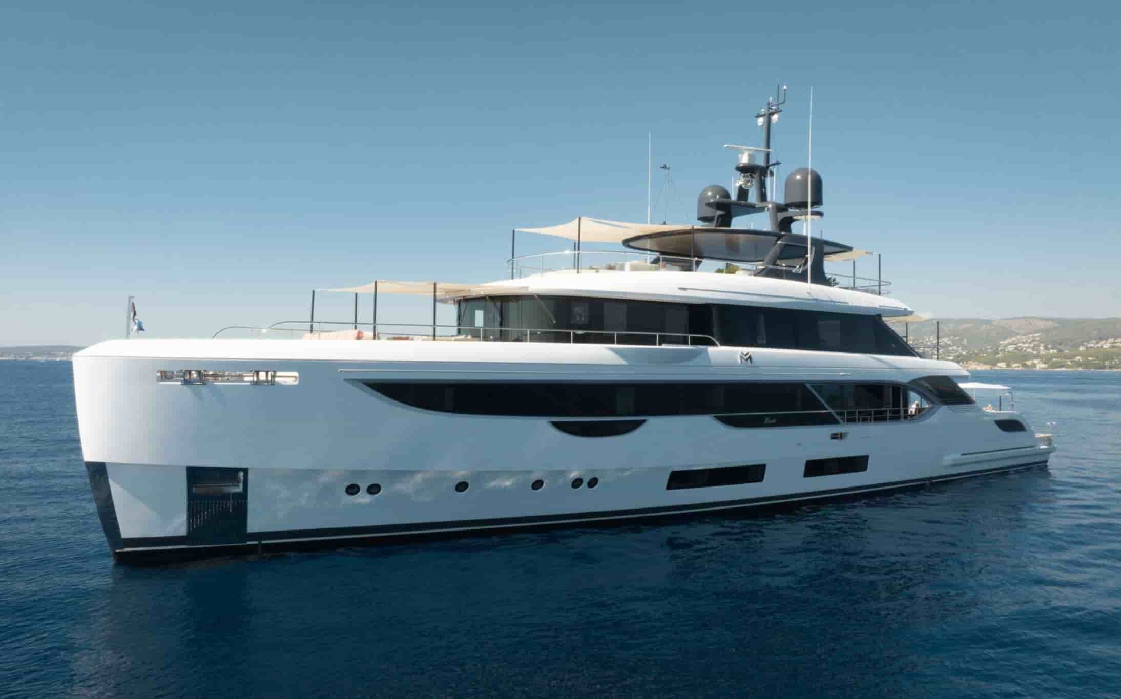 Benetti Oasis 40M - View 12