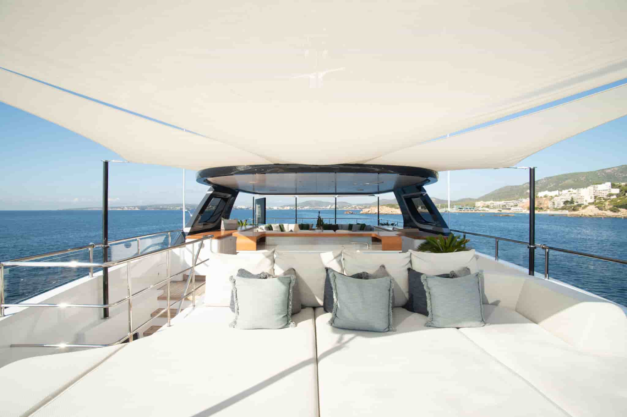 Benetti Oasis 40M - View 24