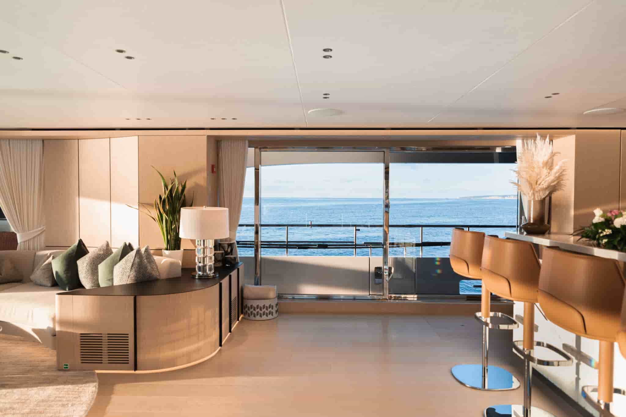 Benetti Oasis 40M - View 36