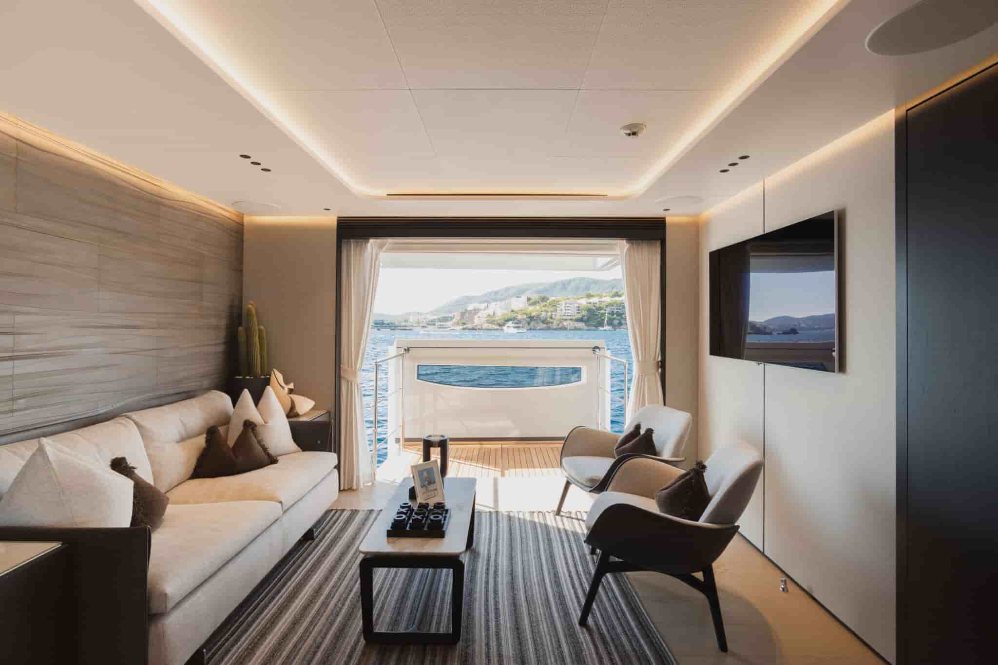 Benetti Oasis 40M - View 45