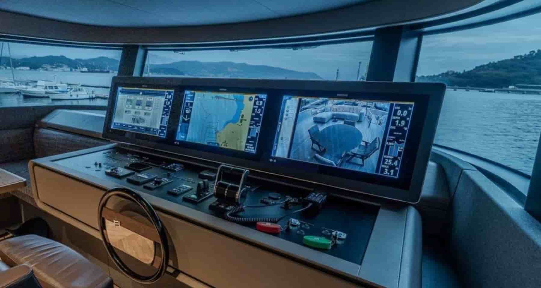 Ferretti Infynito 90 - View 12