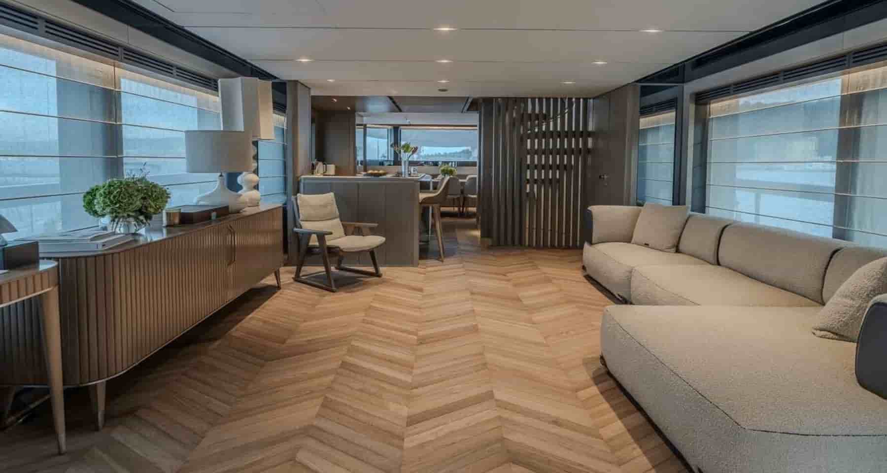 Ferretti Infynito 90 - View 13