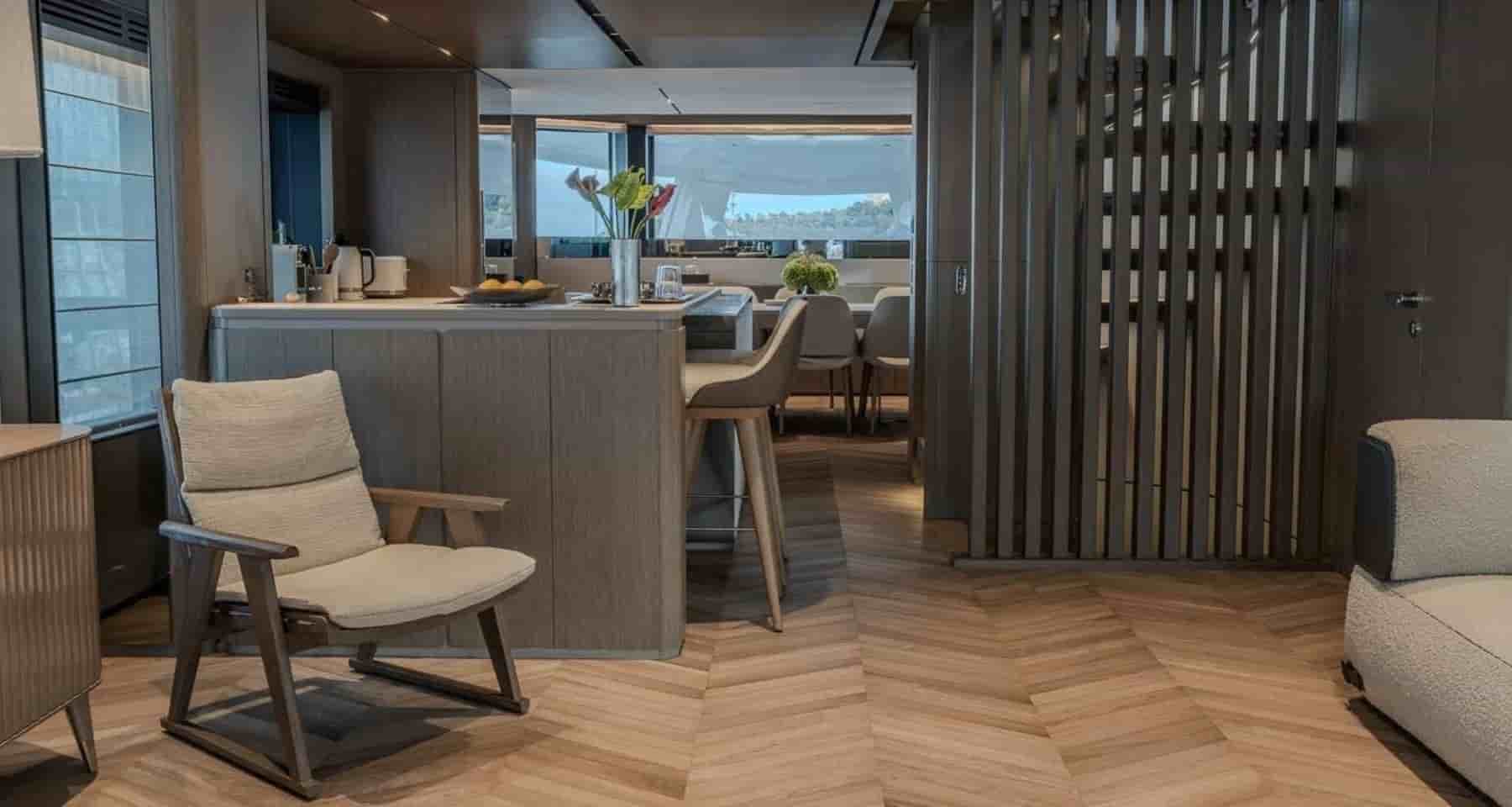 Ferretti Infynito 90 - View 14