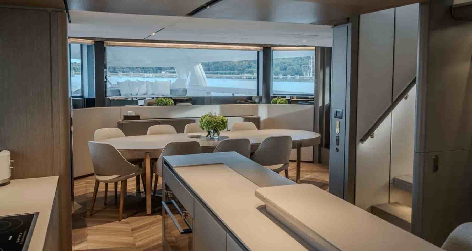 Ferretti Infynito 90 - View 16