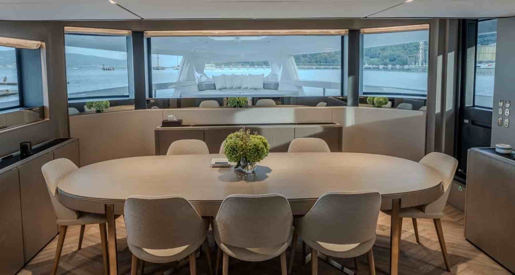 Ferretti Infynito 90 - View 18