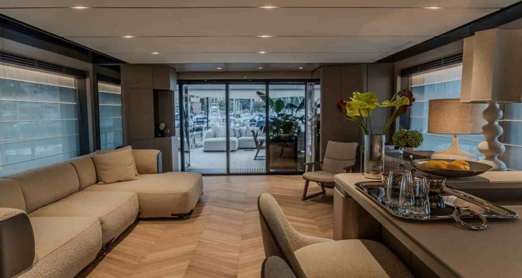 Ferretti Infynito 90 - View 19