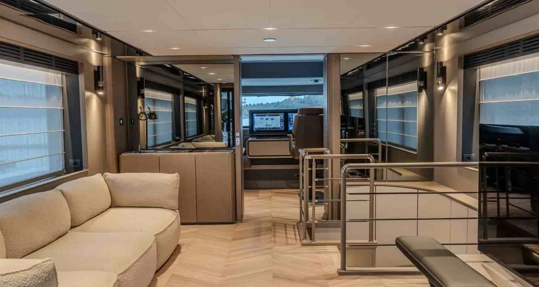 Ferretti Infynito 90 - View 9