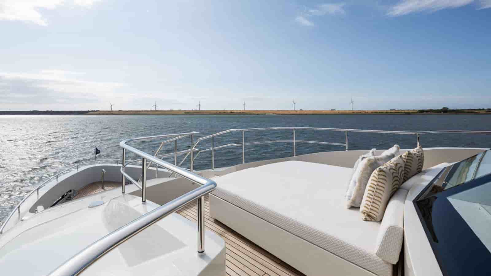 Moonen 110 Mustique - View 19