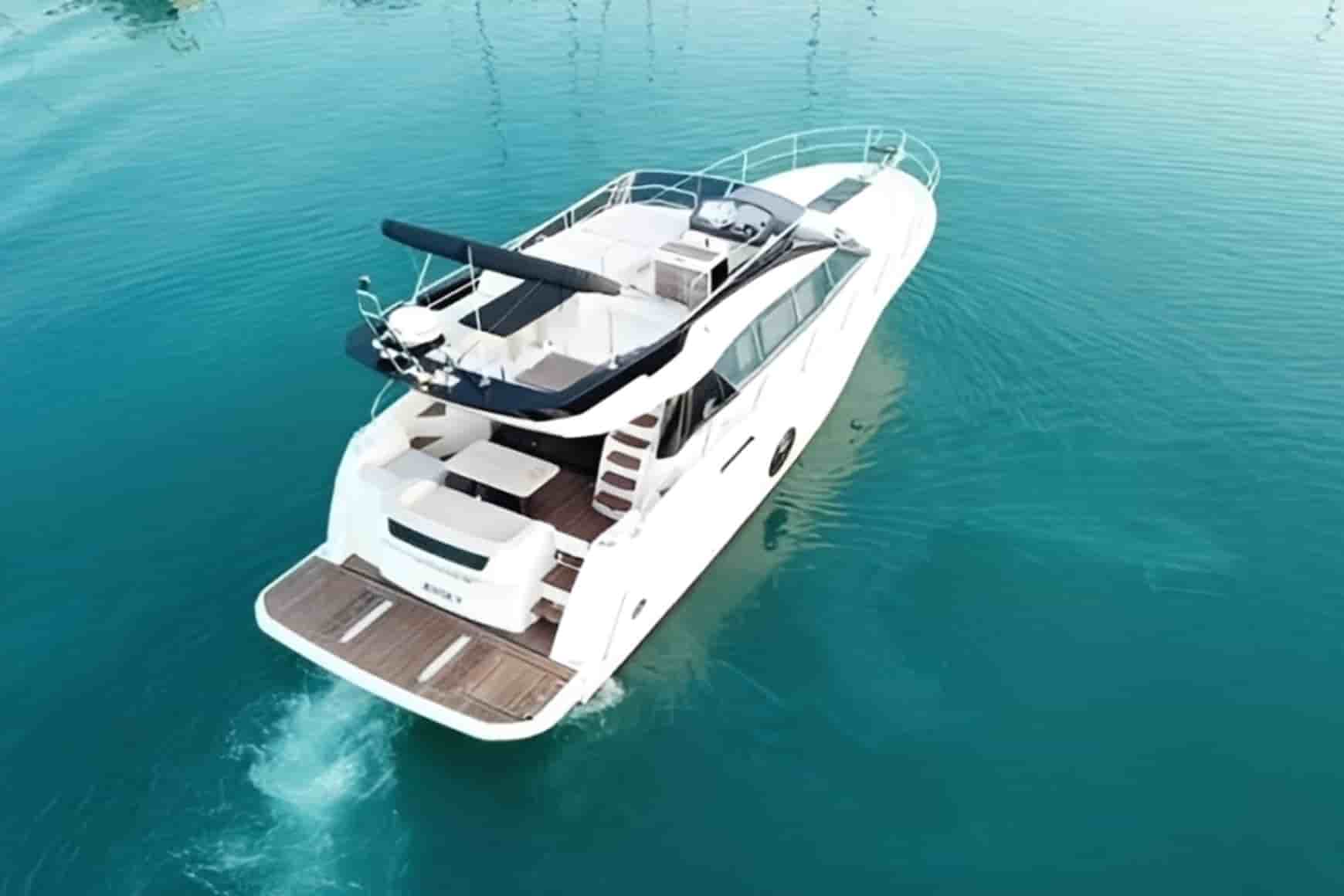 Monte Carlo MC5 - View 3