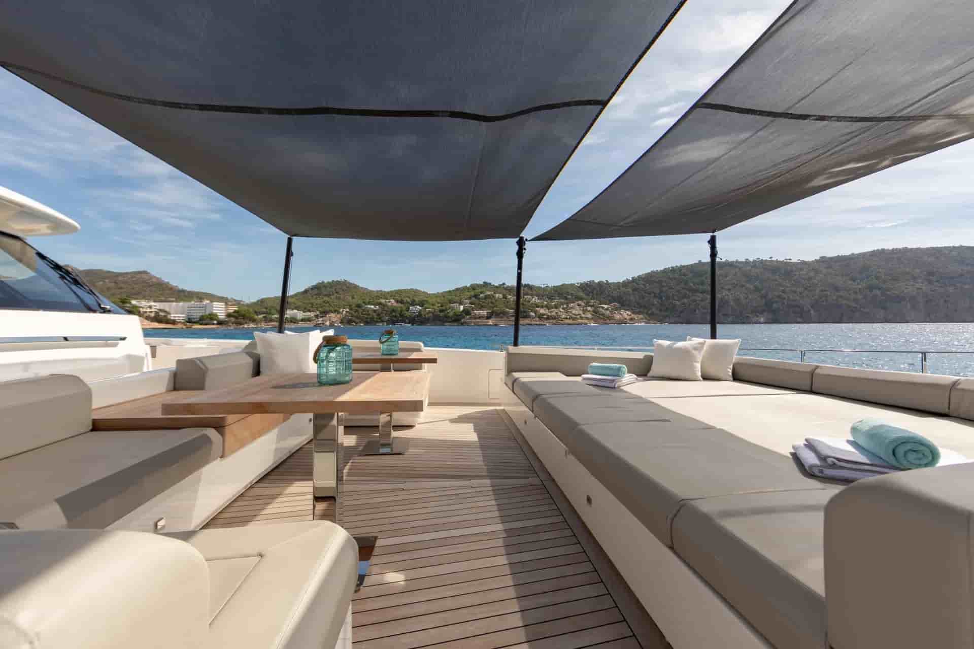 Ferretti Custom Line Navetta 37 - View 29