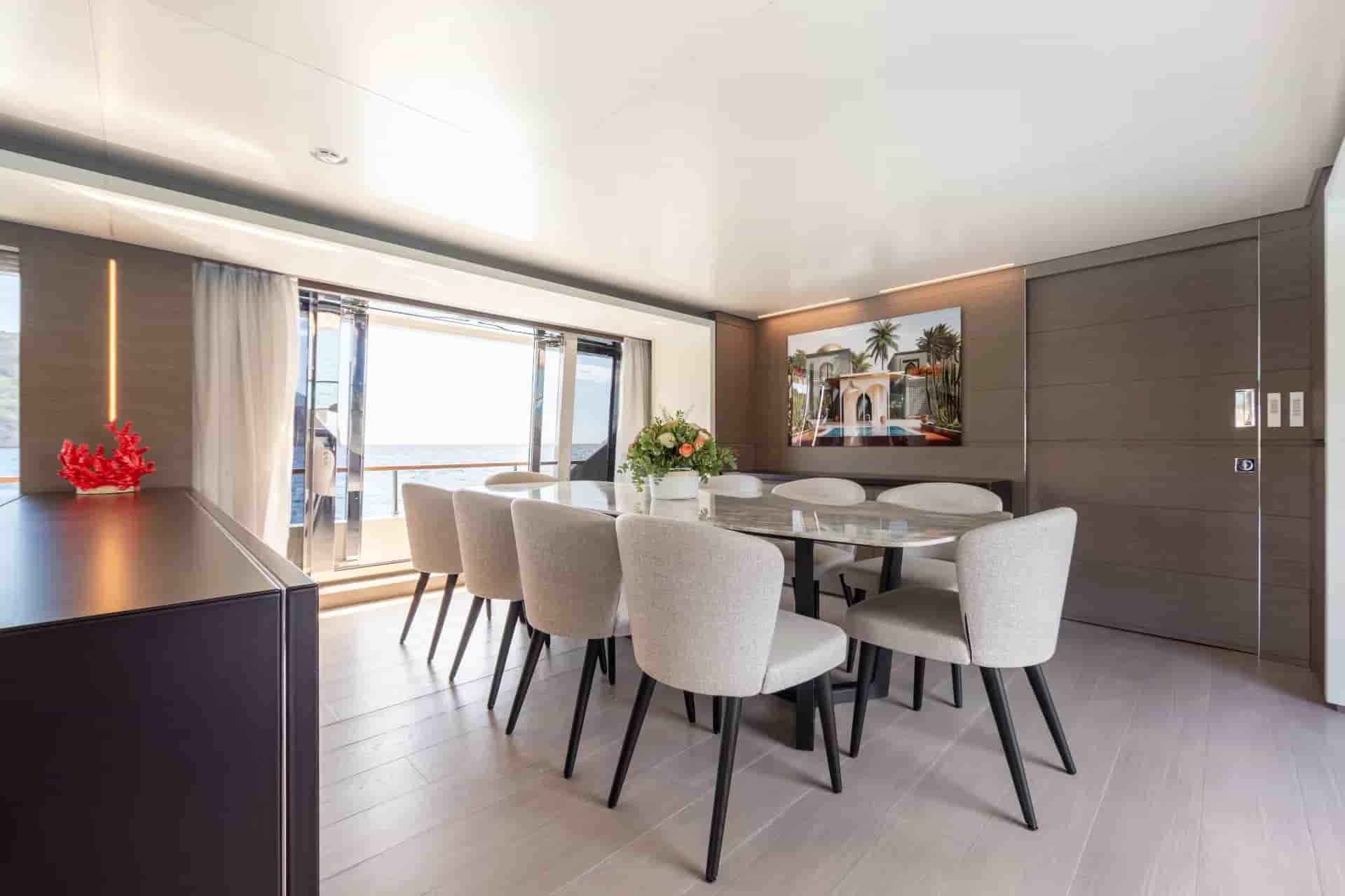 Ferretti Custom Line Navetta 37 - View 34