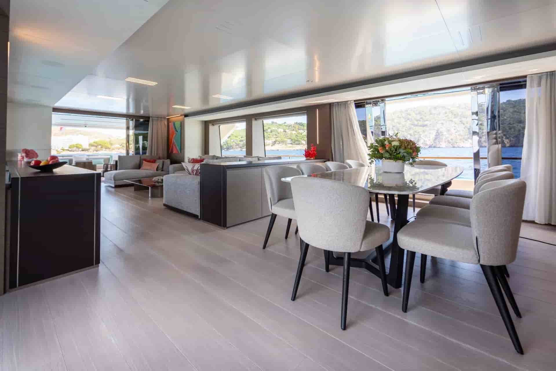 Ferretti Custom Line Navetta 37 - View 35