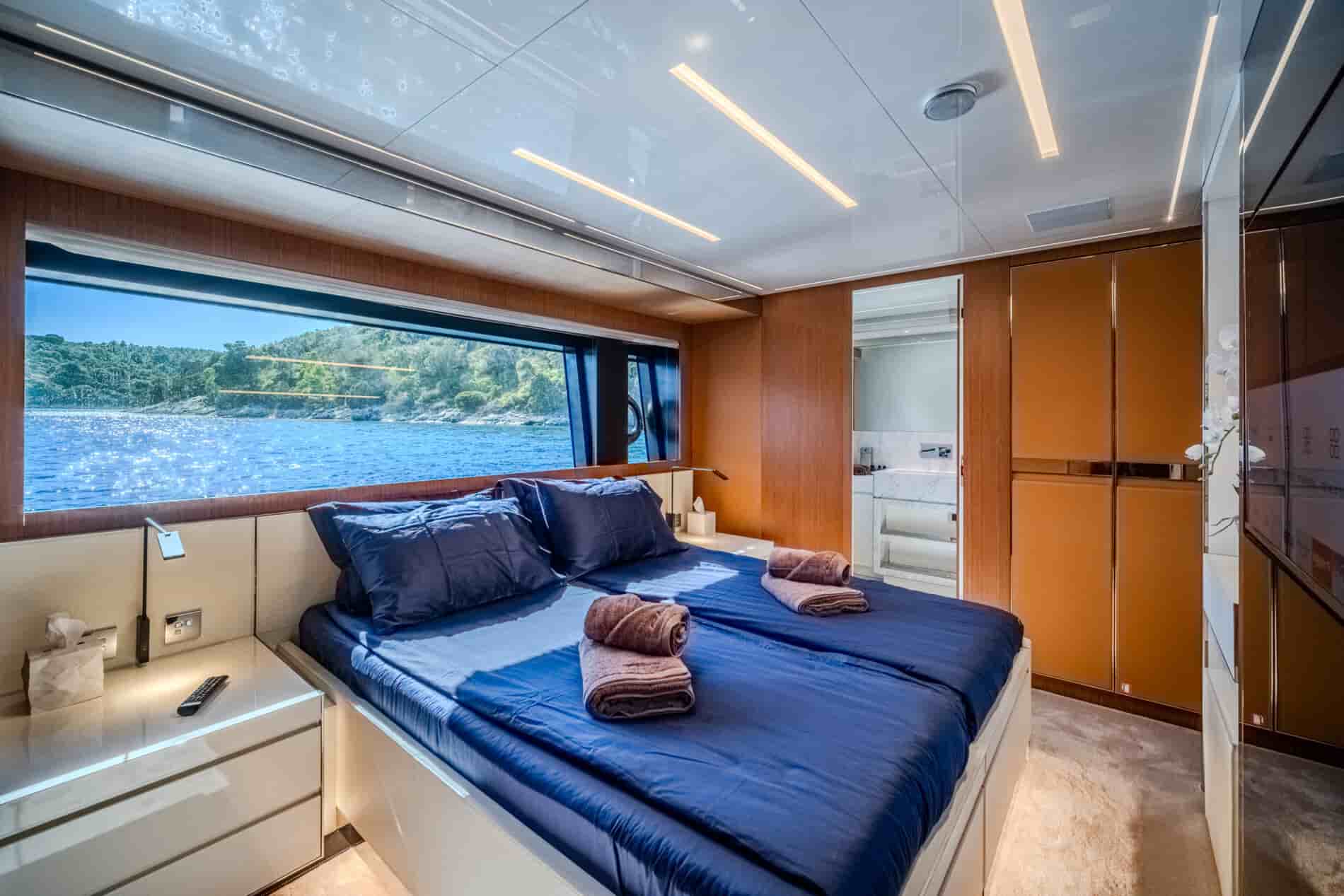 Riva 100 Corsaro - View 33