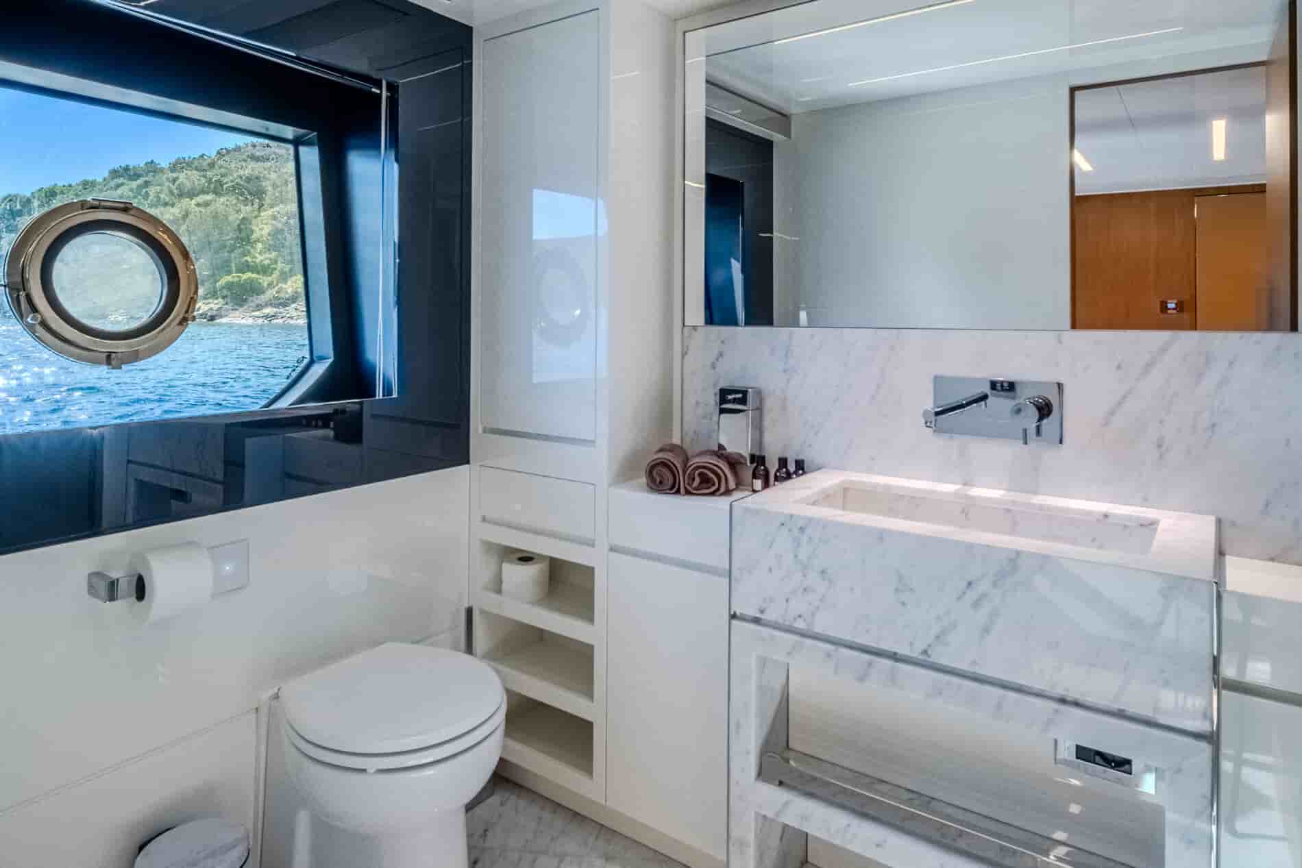 Riva 100 Corsaro - View 35