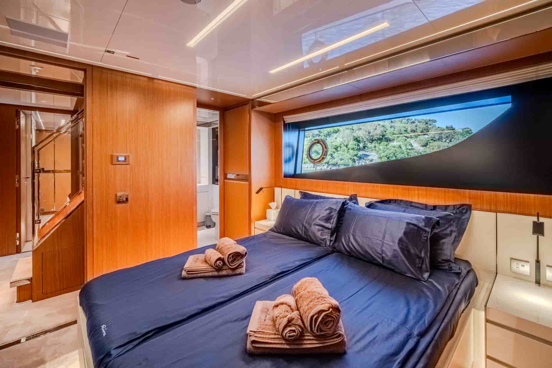 Riva 100 Corsaro - View 36