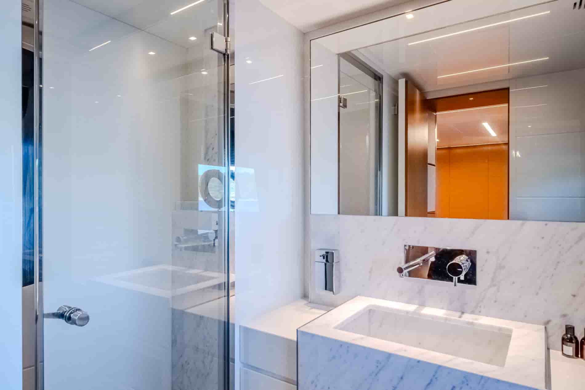 Riva 100 Corsaro - View 37