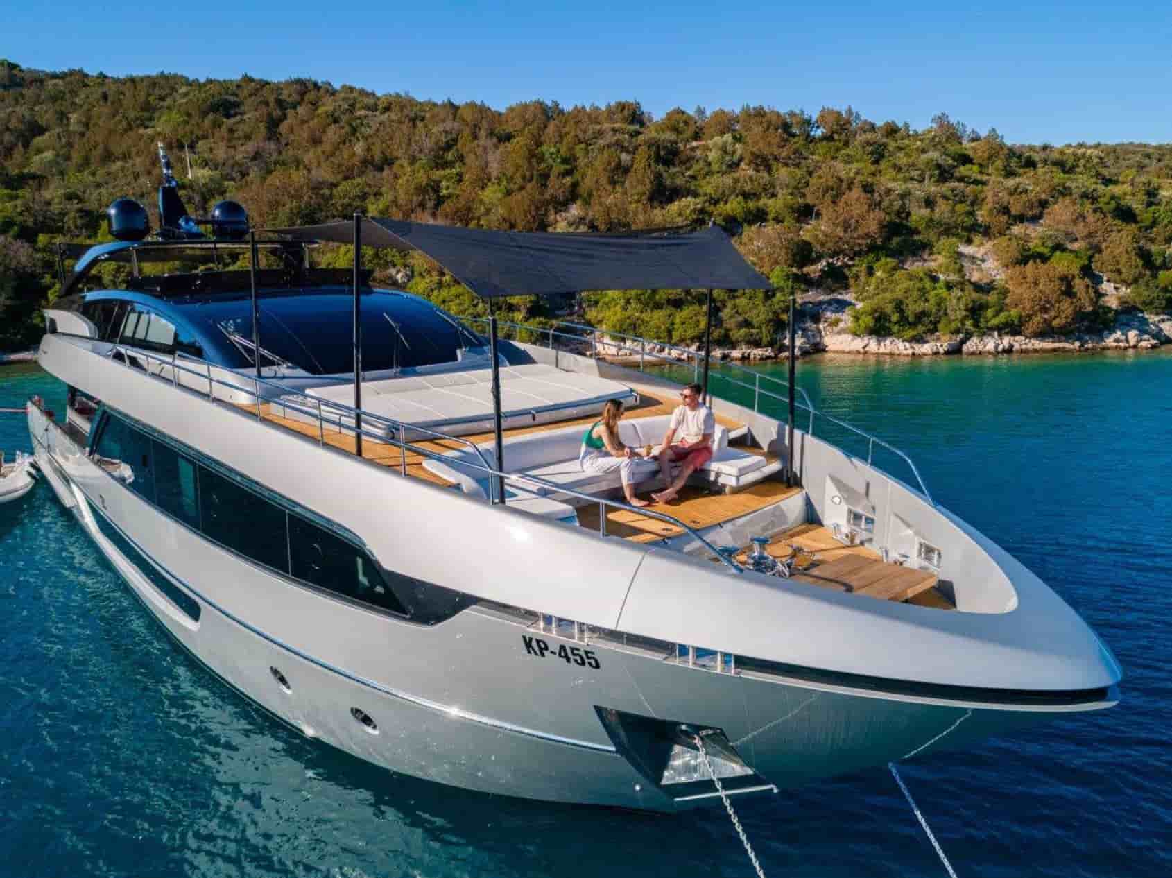 Riva 100 Corsaro - View 6