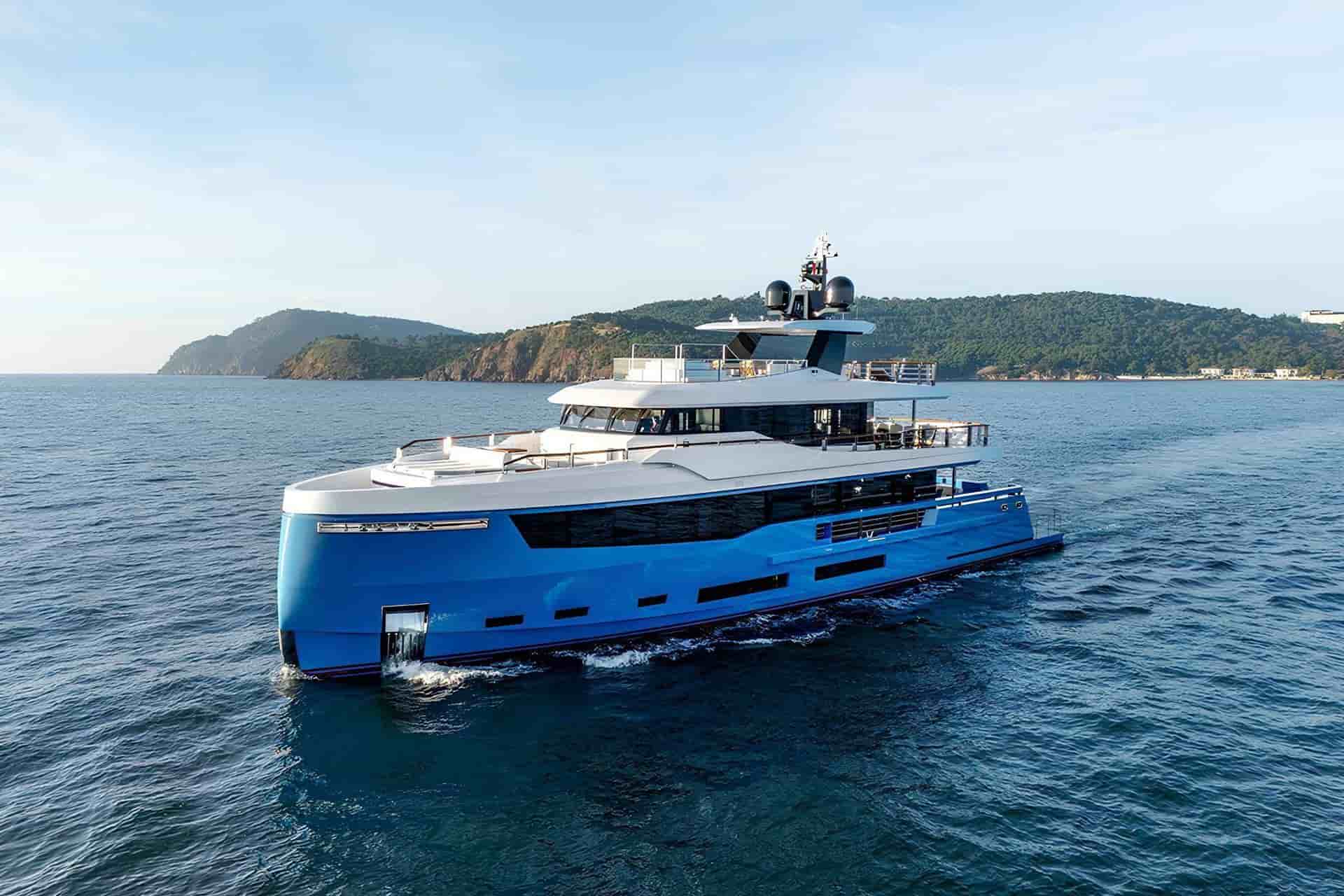 AES Yacht Custom 35M - View 15