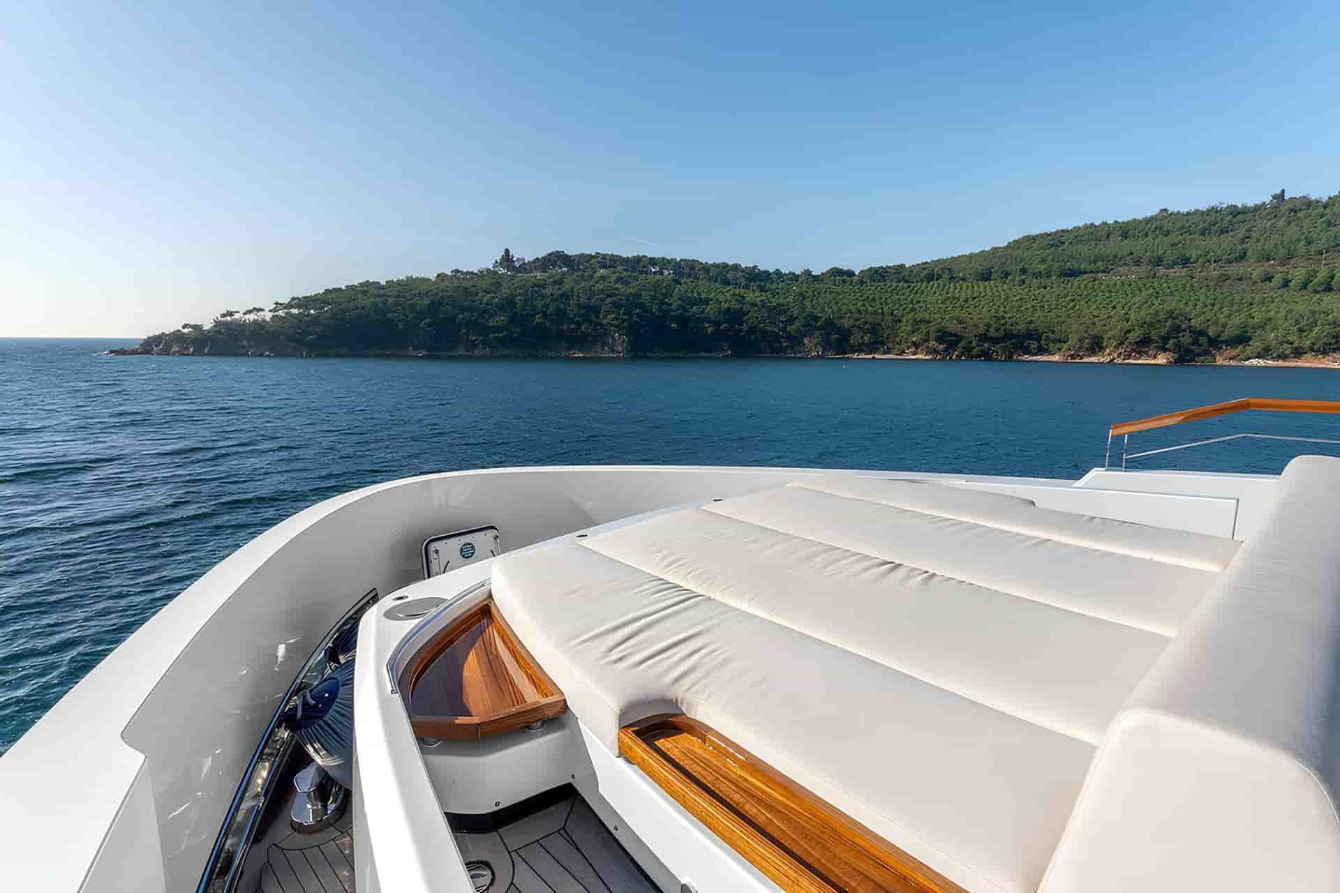 AES Yacht Custom 35M - View 41