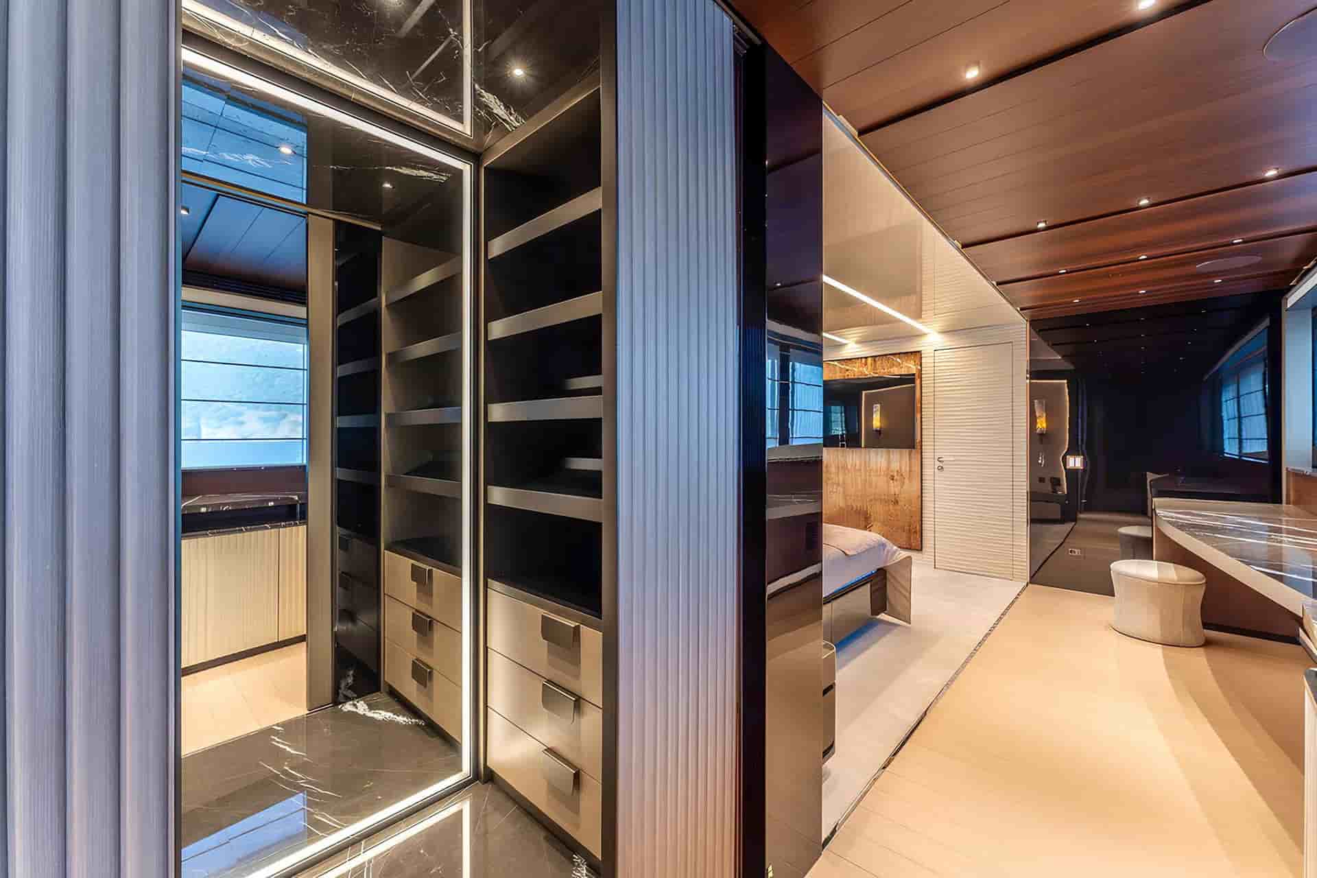 AES Yacht Custom 35M - View 54