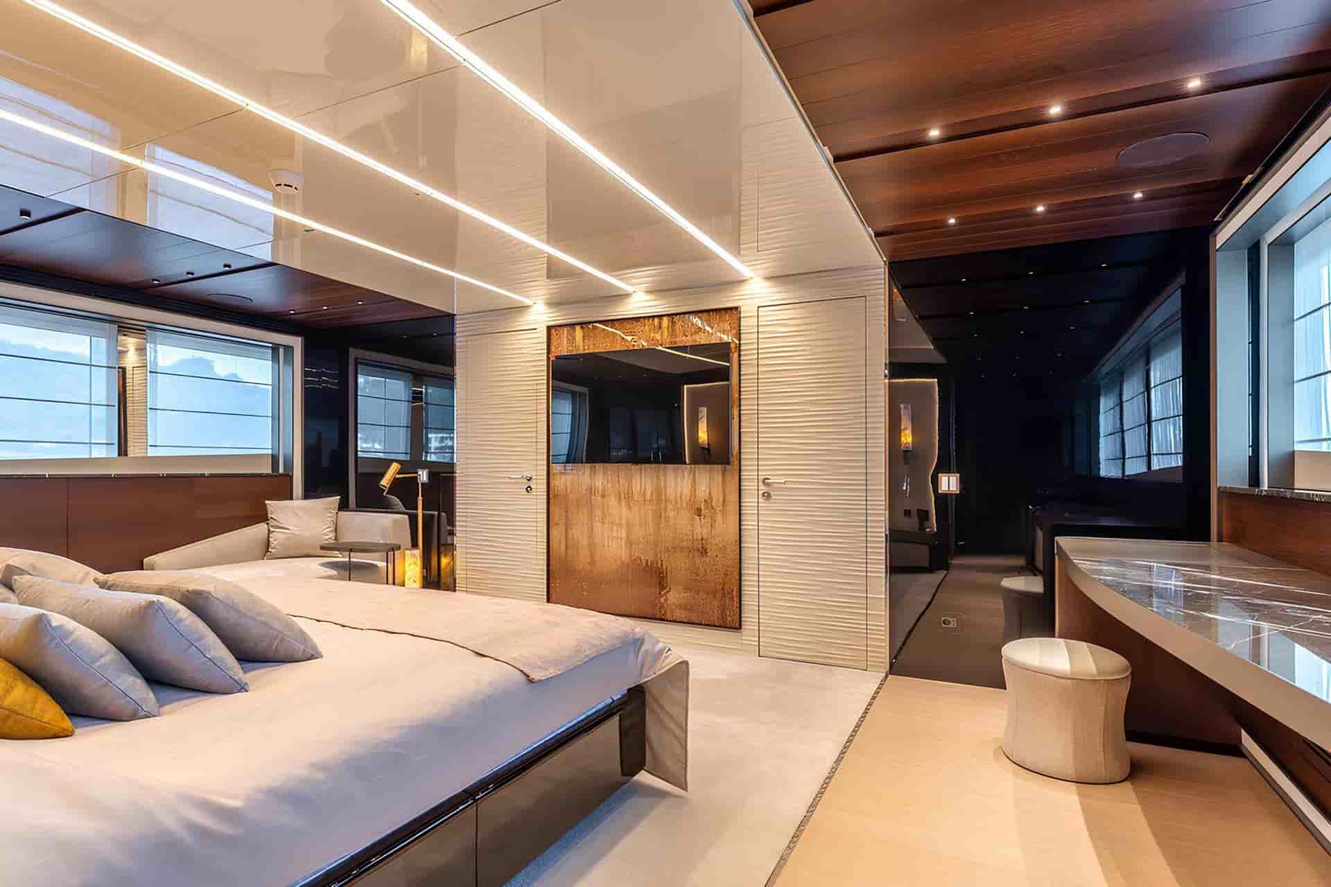 AES Yacht Custom 35M - View 55