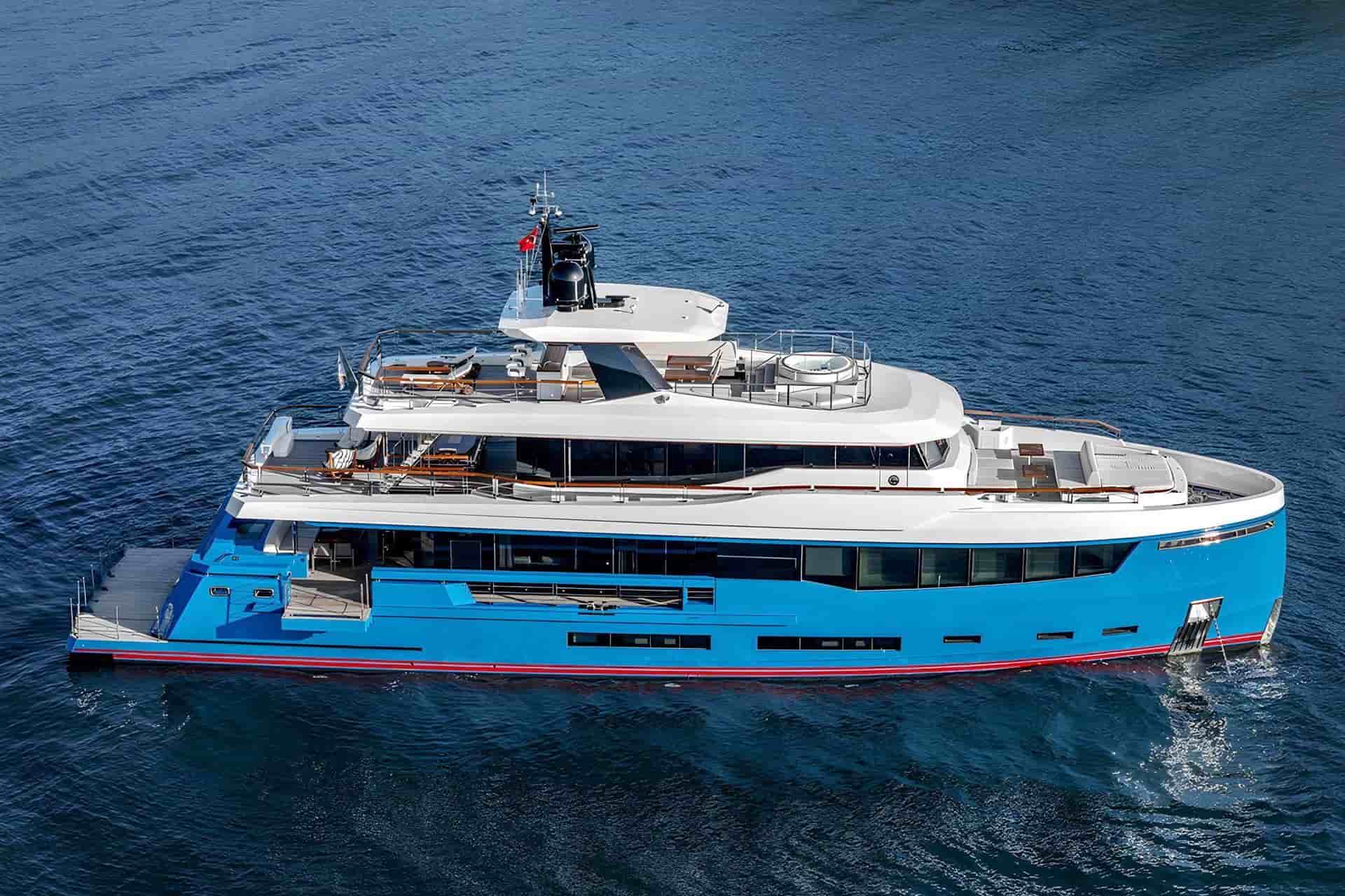 AES Yacht Custom 35M - View 6
