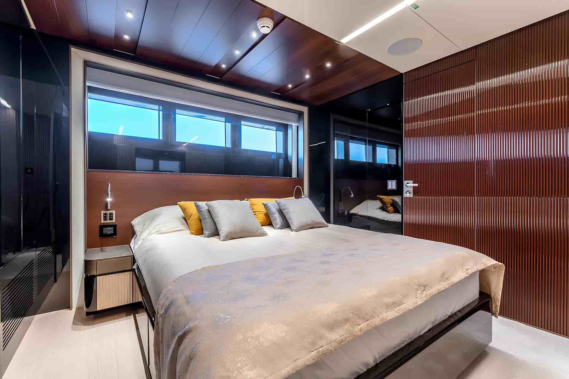 AES Yacht Custom 35M - View 66
