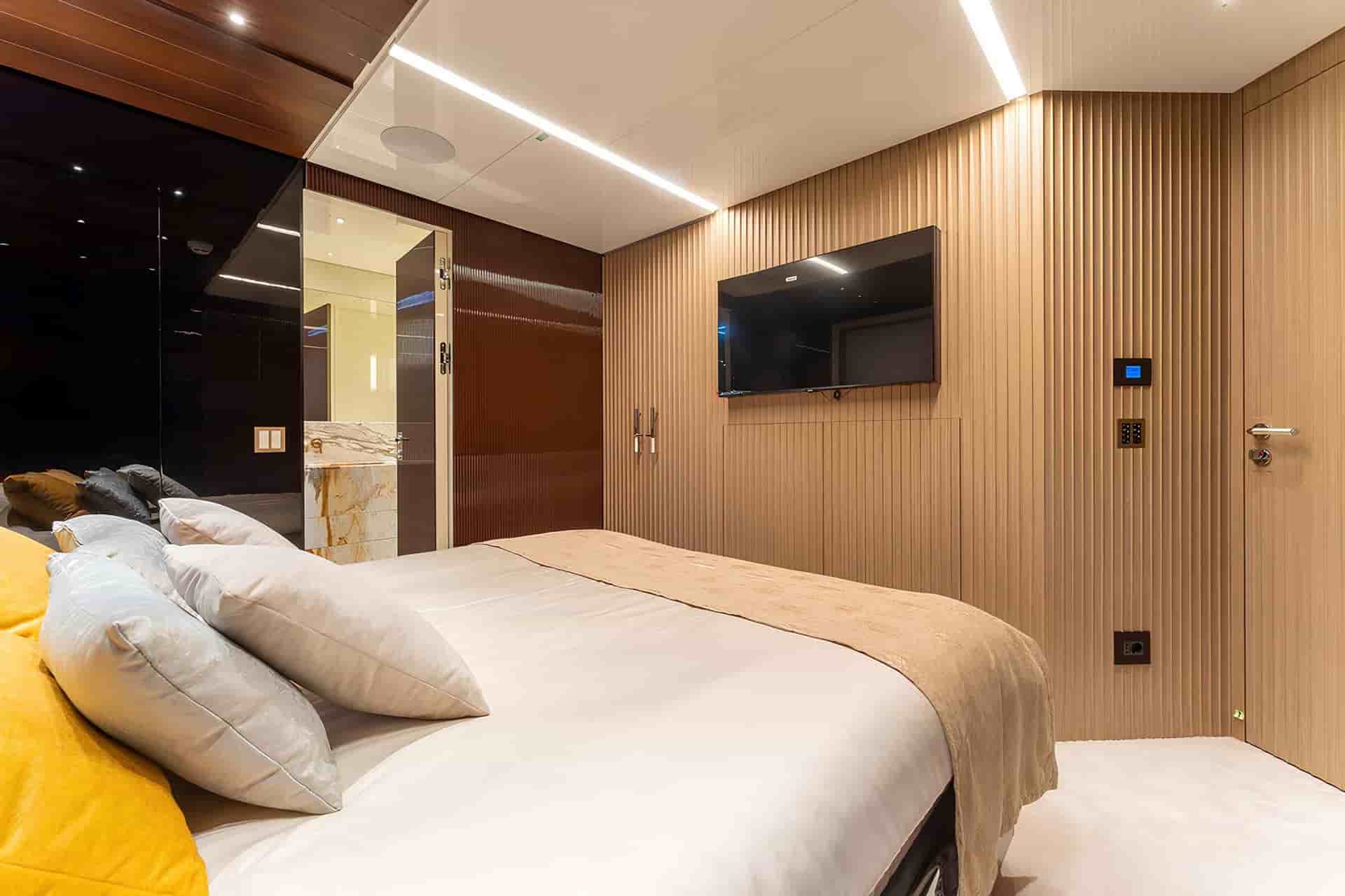 AES Yacht Custom 35M - View 67