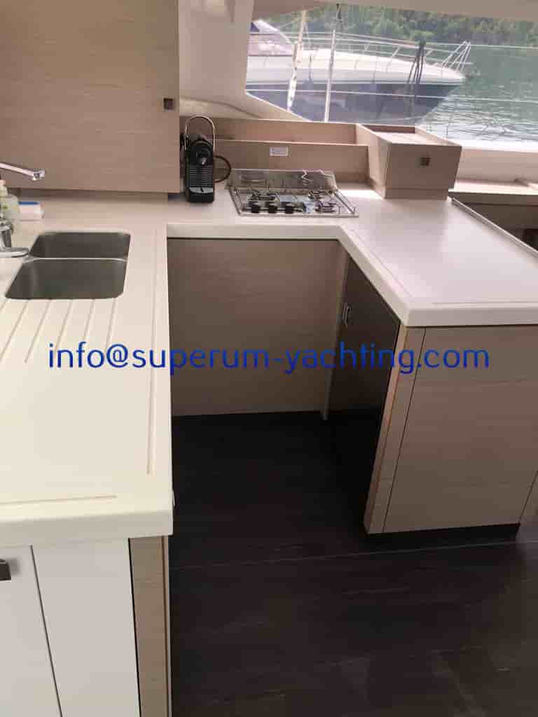 Fountaine Pajot Astrea 42 - View 9