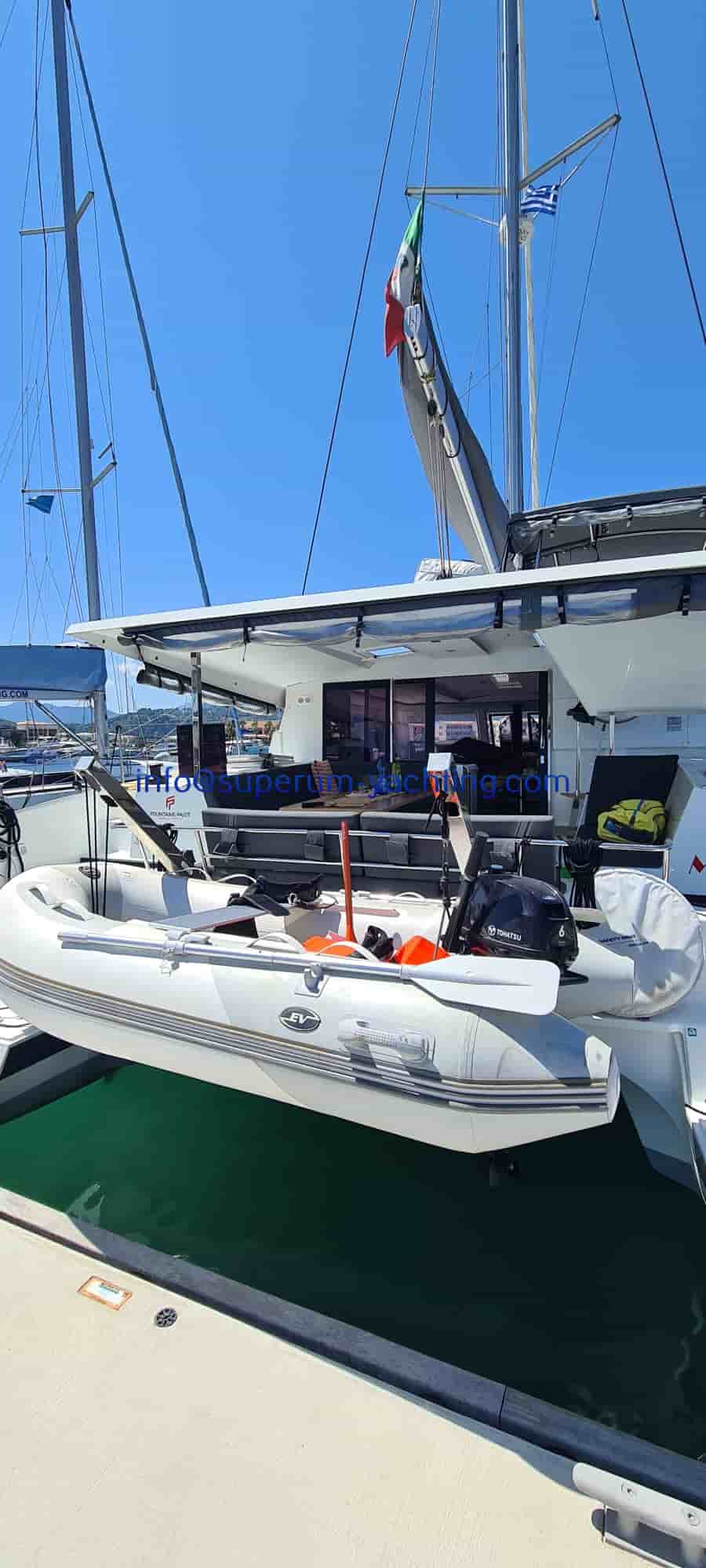 Fountaine Pajot Isla 40 - View 2