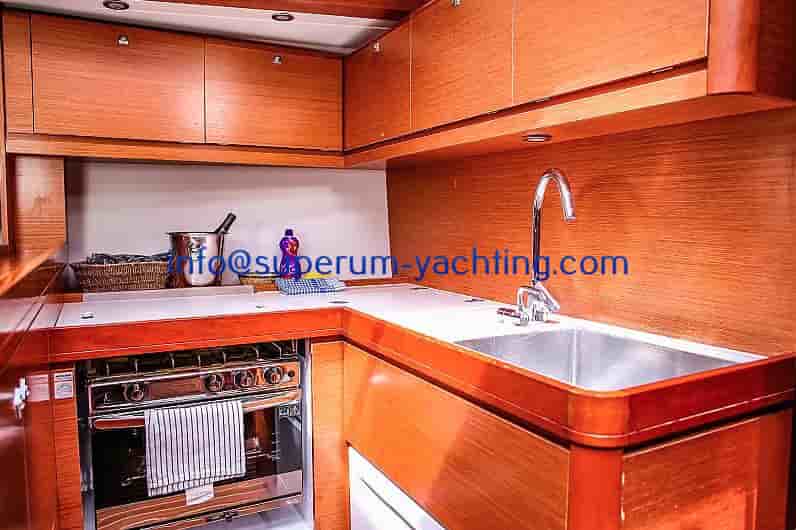 Dufour 520 Grand Large - View 13